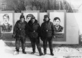 Зима 85-86 Парни 4-ой бат.
Слева направо: Сайфулин, Сергей Соколов и Островский Александр.