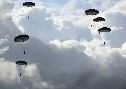 Спецназ ЗВО учится десантироваться с задержкой раскрытия купола парашюта - http://desantura.ru/news/84853/
