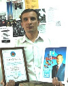 Андрей Шацких в редакции газеты «Сарбаз»
Фото к статье по ссылке - http://desantura.ru/articles/72158/