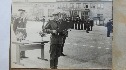 Гайжюнай. 226 полк. Начало июня 1074 года. Принятие курсантами присяги. За столом стоит зам. командира 6-й роты л-т Гончарук Вячеслав, слева от него зам.ком взвода ст.с-т Рехлинг.