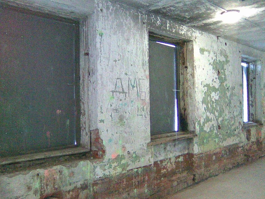 010.jpg