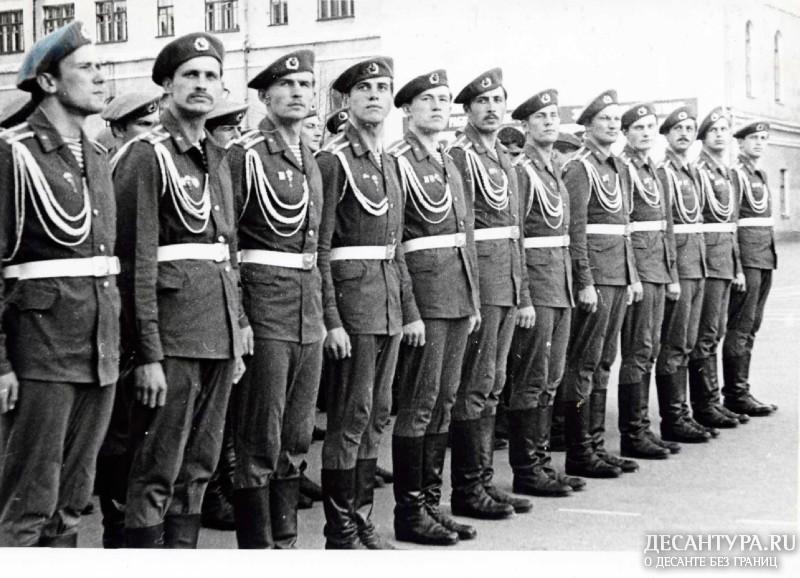 мвкудив выпуск 1986 года. 6 рота 1 взвод. 45 бригада спецназа вдв в чечне. 6. 6 рота 1 взвод.