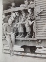  1975 год. Станция Гайжюнай. Перед отправкой в Кедайняй на прыжки. На фото сержанты 6-й роты 226 полка. Слева на право:Данилов, Евзиков, Павлов, командир 1-го взвода л-т Кузнецов, Носов, ниже Хомутов.