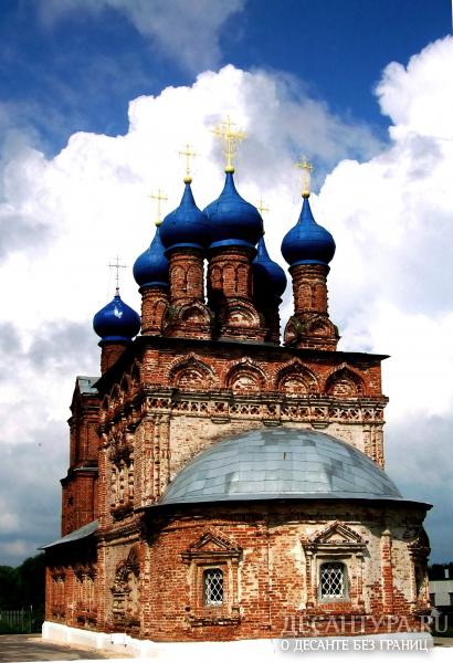 храм Покрова Пресвятой Богородицы. Храпово. Построен в 1686 г.